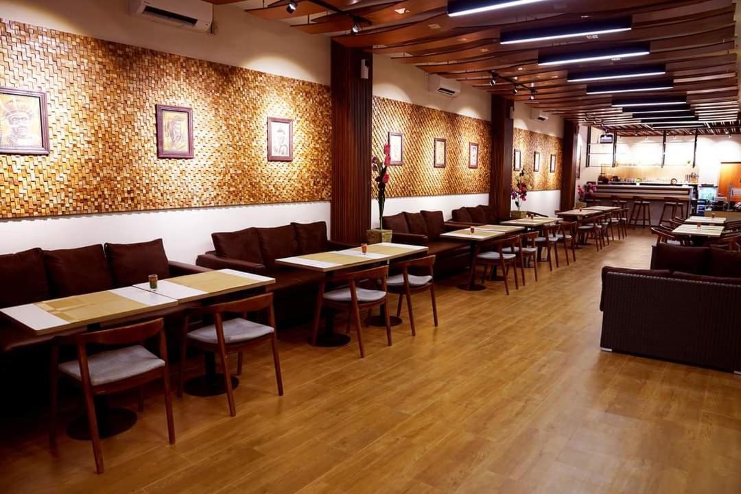 Elohim Hotel Sentani Τζαγιαπούρα Εξωτερικό φωτογραφία